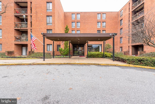 Used Car Dealer «CARCITY», reviews and photos, 533 E 25th St, Baltimore, MD 21218, USA