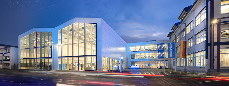 BREYER GmbH Maschinenfabrik Georg-Fischer-Straße 40, 78224 Singen (Hohentwiel)