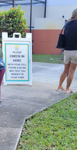 Community Center «Boulevard Heights Community Center», reviews and photos, 6770 Garfield St, Hollywood, FL 33024, USA