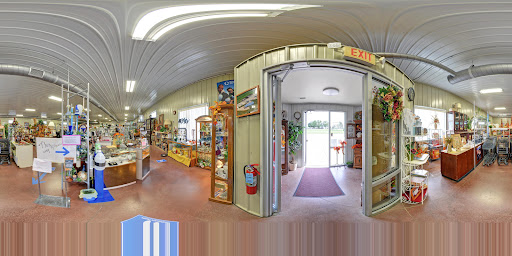 Thrift Store «Gridley Spare & Share Shoppe», reviews and photos, 111 N Ford St, Gridley, IL 61744, USA