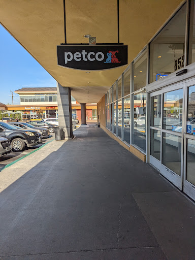 Pet Supply Store «Petco Animal Supplies», reviews and photos, 852 N Western Ave, San Pedro, CA 90732, USA