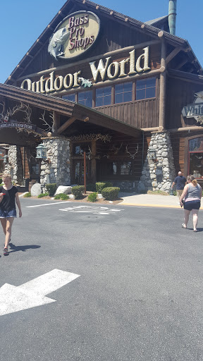 Sporting Goods Store «Bass Pro Shops», reviews and photos, 7777 Victoria Gardens Ln, Rancho Cucamonga, CA 91739, USA