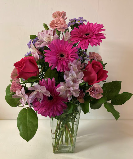 Florist «Doug Ruling Flower Shop», reviews and photos, 599 N Norcross Tucker Rd, Norcross, GA 30071, USA