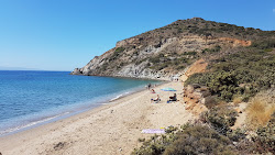 Kalogeros beach'in fotoğrafı geniş ile birlikte