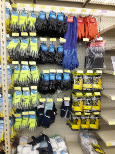 Hardware Store «Harbor Freight Tools», reviews and photos, 3050 N Josey Ln #106, Carrollton, TX 75007, USA