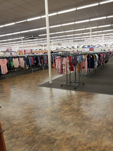 Clothing Store «Burlington Coat Factory», reviews and photos, 5245 Ridge Rd, Cincinnati, OH 45213, USA