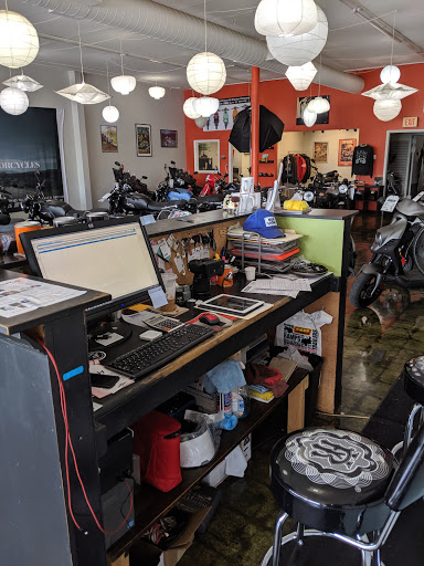 Motorcycle Dealer «Flying Tiger Motorcycles», reviews and photos, 7231 Manchester Rd, Maplewood, MO 63143, USA