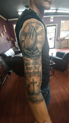 Tattoo Shop «Agape Ink Tattoo & Piercings», reviews and photos, 669 Atlanta Highway Southeast A, Winder, GA 30680, USA