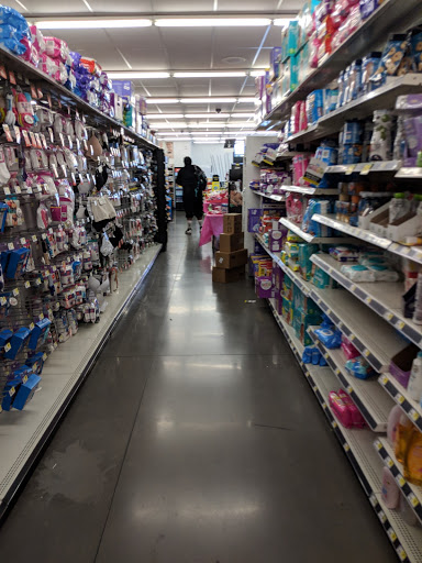 Home Goods Store «Dollar General», reviews and photos, 5078 S Maryland Pkwy, Las Vegas, NV 89119, USA