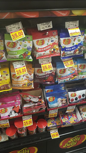 Grocery Store «Fred Meyer», reviews and photos, 11565 SW Pacific Hwy, Tigard, OR 97223, USA