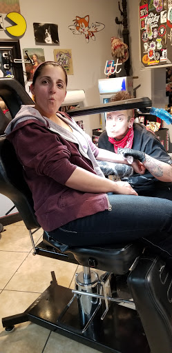 Tattoo Shop «Needlewurks Body Piercing & Tattoo», reviews and photos, 80 W Circular St, Saratoga Springs, NY 12866, USA