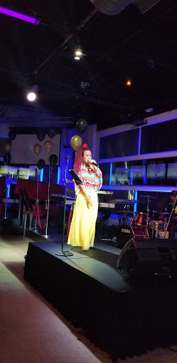 Bar & Grill «Mingles Restaurant and Lounge», reviews and photos, 4012 Boston Rd, Bronx, NY 10475, USA