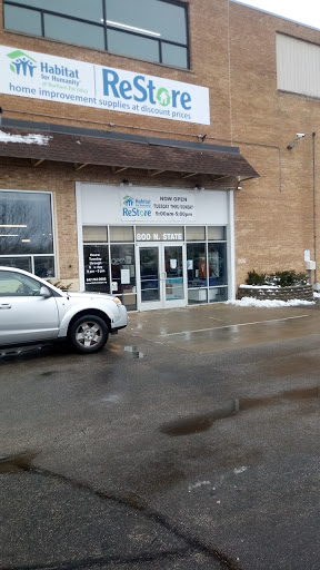 Building Materials Store «Habitat For Humanity ReStore Elgin», reviews and photos, 800 N State St, Elgin, IL 60123, USA