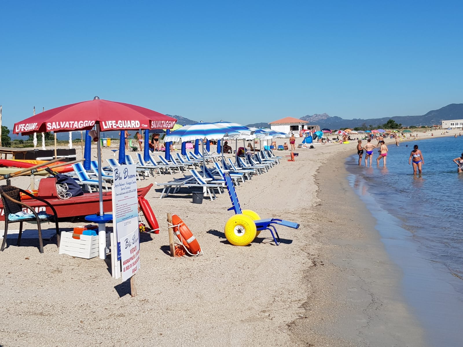 Foto van Le Saline Strand met turquoise puur water oppervlakte