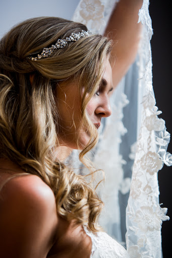 Bridal Shop «Carrie Karibo Bridal Boutique», reviews and photos, 334 W Benson St, Cincinnati, OH 45215, USA