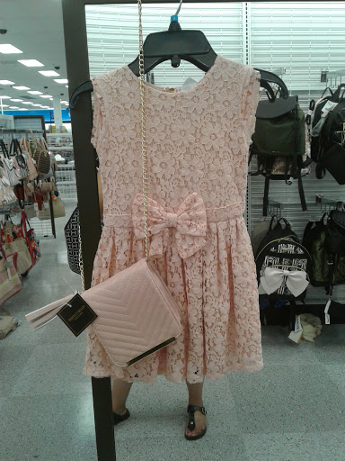 Shopping Mall «Washington Square Mall.», reviews and photos, 4849 W North Ave, Chicago, IL 60639, USA