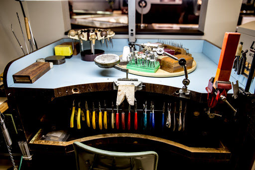 Jewelry Store «Ballard & Ballard Jewelers», reviews and photos, 18400 Brookhurst St, Fountain Valley, CA 92708, USA