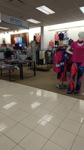 Department Store «Bealls Store», reviews and photos, 2671 W Osceola Pkwy, Kissimmee, FL 34741, USA