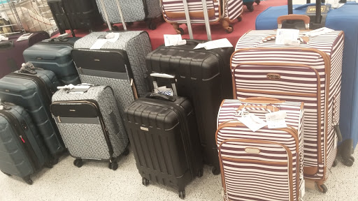 Clothing Store «Ross Dress for Less», reviews and photos, 527 Baltimore Pike, Bel Air, MD 21014, USA