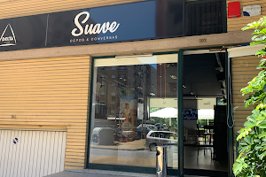 Suave Café & Bar image
