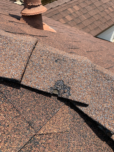 Roofing Contractor «Lon Smith Roofing & Construction», reviews and photos, 904 E Waggoman St, Fort Worth, TX 76110, USA