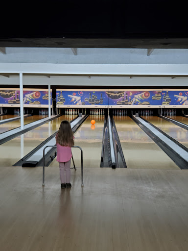 Bowling Alley «Terrell Bowling Center», reviews and photos, 2500 W Moore Ave, Terrell, TX 75160, USA