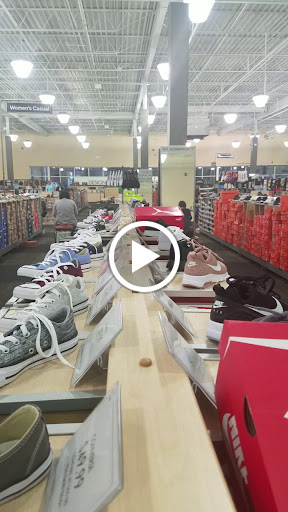 Shoe Store «DSW Designer Shoe Warehouse», reviews and photos, 3638 Welsh Rd, Willow Grove, PA 19090, USA