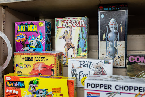 Pawn Shop «Elliott Salter Pawn Shop», reviews and photos, 7760 Santa Monica Blvd, West Hollywood, CA 90046, USA