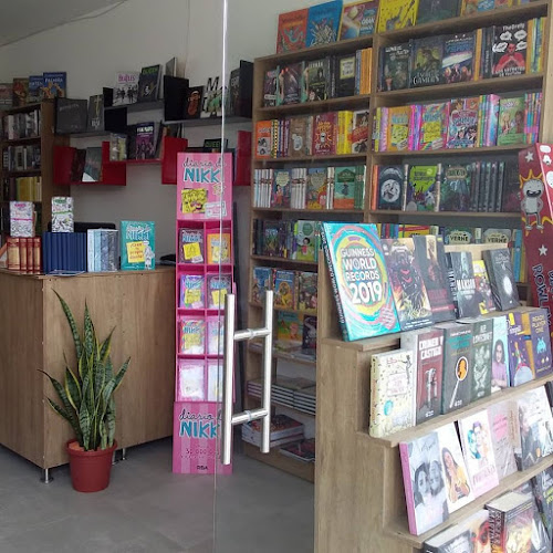 Opiniones de Librería Oshe en Quito - Librería