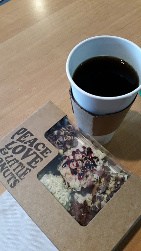 Donut Shop «Peace, Love and Little Donuts», reviews and photos, 2378 Locust St S, Canal Fulton, OH 44614, USA