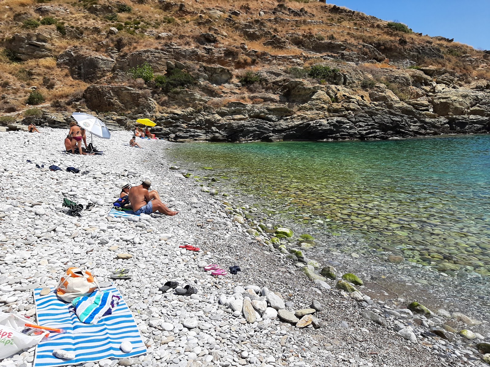 Foto af Sarolimeni beach med lille bugt