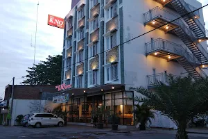 THE KNO HOTEL image
