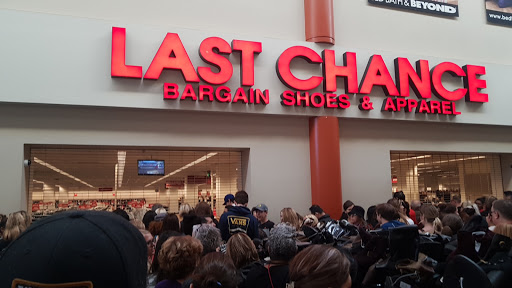 Department Store «Last Chance Clearance Store», reviews and photos, 1919 E Camelback Rd, Phoenix, AZ 85016, USA