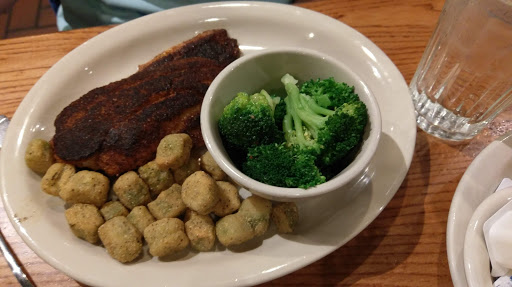 American Restaurant «Cracker Barrel Old Country Store», reviews and photos, 4300 S Bowen Rd, Arlington, TX 76016, USA