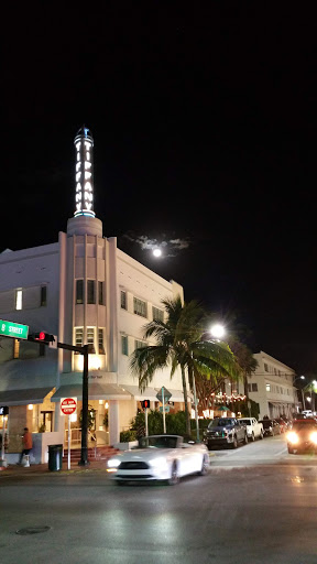 Clothing Store «A/X Armani Exchange», reviews and photos, 760 Collins Ave, Miami Beach, FL 33139, USA