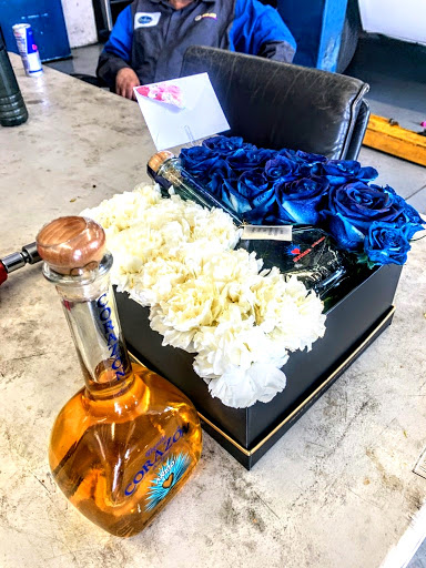 Florist «Daisy Flowers», reviews and photos, 626 Cherry Ave, Long Beach, CA 90802, USA