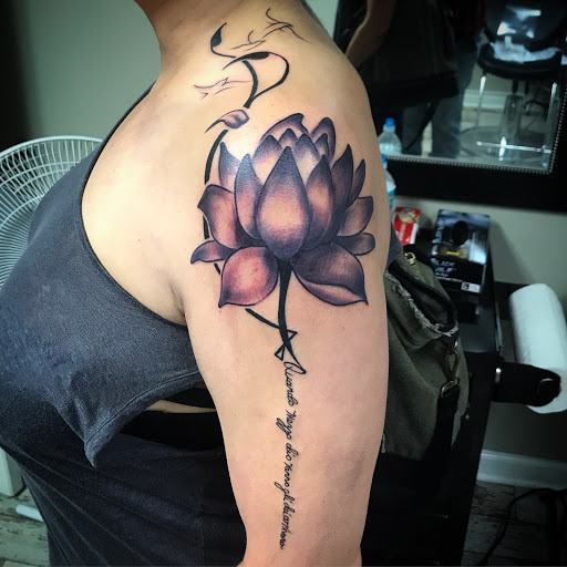 Explore killer klowns from outer space tattoo ideas, creative tattoo ideas in Jacksonville, available at Jacksonville Piercing & Tattoo