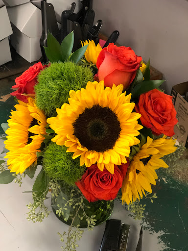 Florist «Flowers by David», reviews and photos, 2048 E Old Lincoln Hwy, Langhorne, PA 19047, USA