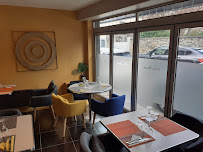 Atmosphère du Restaurant africain HINDA FLAVOUR à Conflans-Sainte-Honorine - n°14