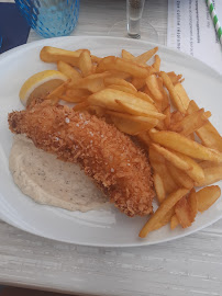 Fish and chips du Restaurant de fruits de mer La Criée du Tomahawk à Saint-Vaast-la-Hougue - n°5