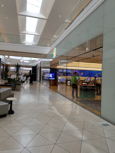 Computer Store «Microsoft Store», reviews and photos, 2855 Stevens Creek Blvd #1135, Santa Clara, CA 95050, USA