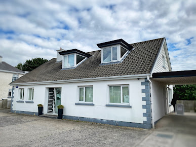 عيادة نوكناريا - Knocknarea Clinic