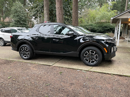 Hyundai Dealer «Korum Hyundai», reviews and photos, 111 River Rd, Puyallup, WA 98371, USA