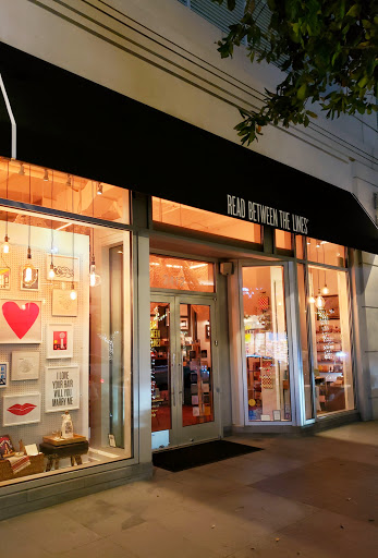 Gift Shop «Read Between The Lines», reviews and photos, 2412 Victory Park Ln, Dallas, TX 75219, USA