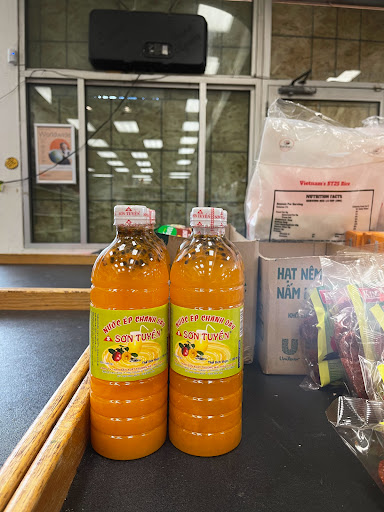 Asian Grocery Store «Ha Tien Market», reviews and photos, 353 University Ave W, St Paul, MN 55103, USA