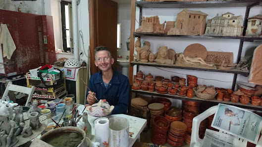 Ceramiche Artistiche e Tradizionali di Squillace Via F. Pepe, 28, 88069 Squillace CZ, Italia