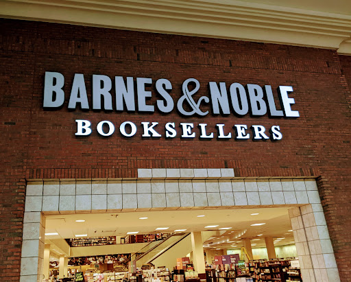 Book Store «Barnes & Noble», reviews and photos, 3 S Tunnel Rd, Asheville, NC 28805, USA