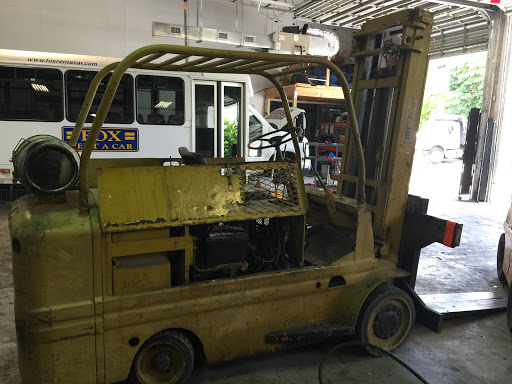 Auto Repair Shop «Professional Fleet Maintenance», reviews and photos, 2081 SW 70th Ave, Davie, FL 33317, USA