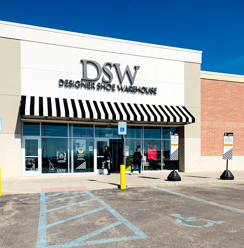 Shoe Store «DSW Designer Shoe Warehouse», reviews and photos, 3635 28th St SE, Grand Rapids, MI 49512, USA