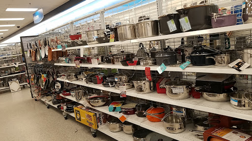 Clothing Store «Ross Dress for Less», reviews and photos, 380 Marketplace Blvd, Hamilton Township, NJ 08691, USA